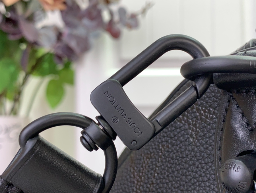 루이비통 스피디 P9 반둘리에 40 블랙 M24419 402623cm7.jpg