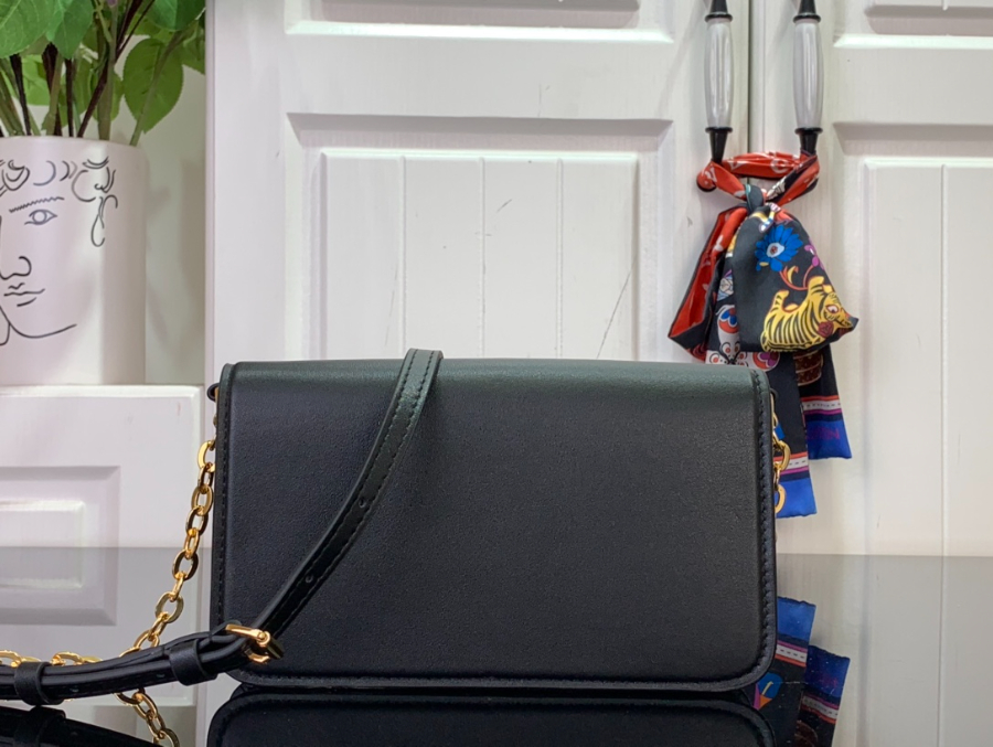 루이비통 월릿 온 체인 LV 블룸 블랙 M14564 11.5420cm2.jpg