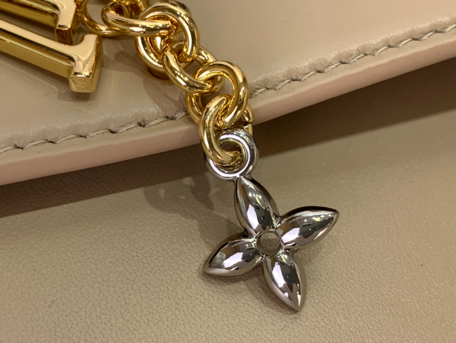 루이비통 월릿 온 체인 LV 블룸 스톤 M14581 11.5420cm6.jpg