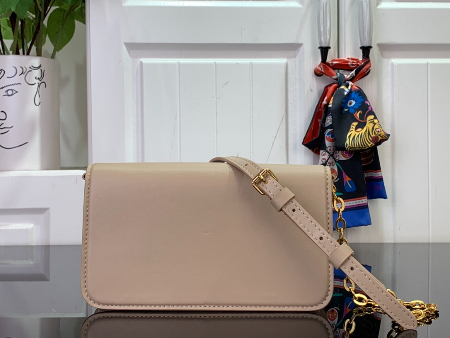 루이비통 월릿 온 체인 LV 블룸 스톤 M14581 11.5420cm2.jpg