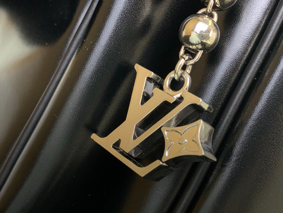 루이비통 키폴 카고 반둘리에 50 블랙 M13992 232952cm6.jpg