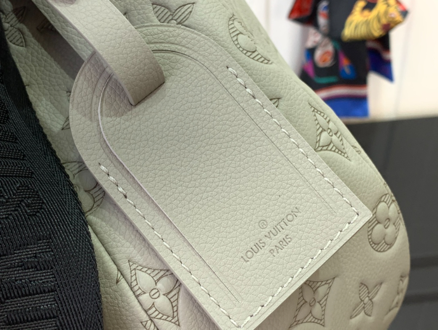루이비통 호보 해먹 백 그레이 M24468 191039cm6.jpg