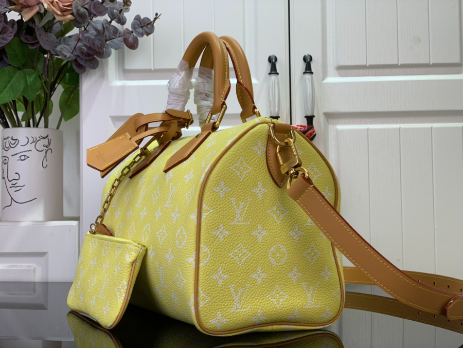 루이비통 스피디 P9 반둘리에 M14077 301721cm 레몬 옐로우4.jpg