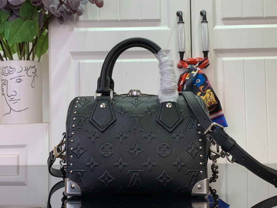 루이비통 스피디 트렁크 20 M14575 13.51120.5cm 블랙2.jpg