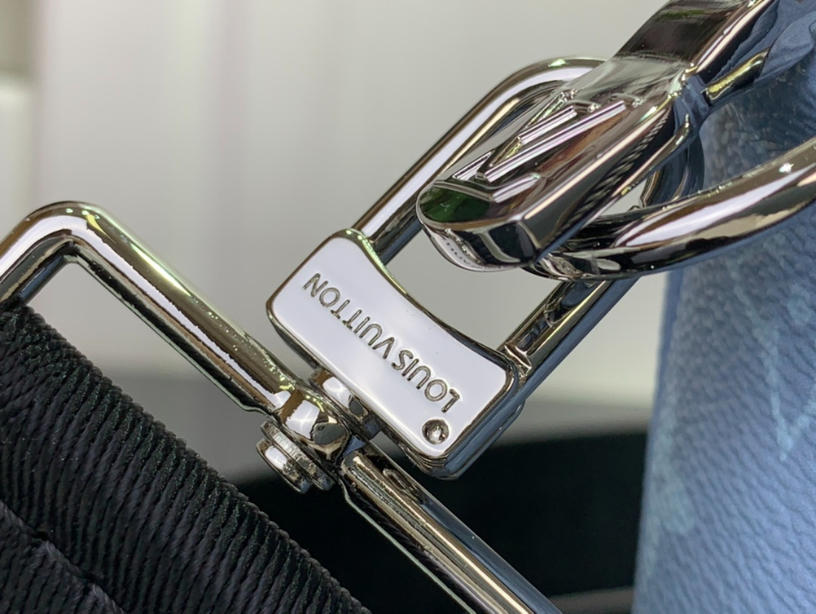 루이비통 알파 메신저 M14073 16824cm 블루8.jpg