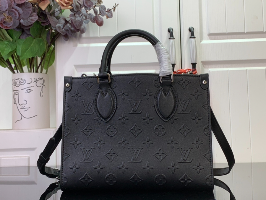 루이비통 온더고 스몰 M13576 1911.525cm 블랙2.jpg