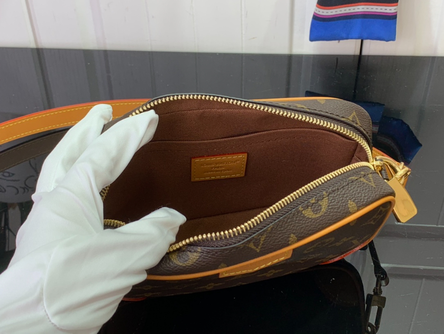 루이비통 트로카데로 웨어러블 월릿 M14058 206.513cm 브라운5.jpg
