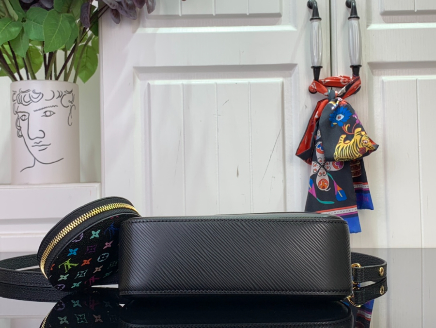 루이비통 LV X TM 마렐리니 13.56.519cm M13099 블랙6.jpg