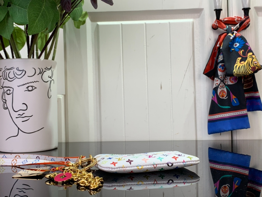 루이비통 LV X TM 스트탭 폰 홀더 미니 파우치 M14099 6.5112cm 화이트4.jpg