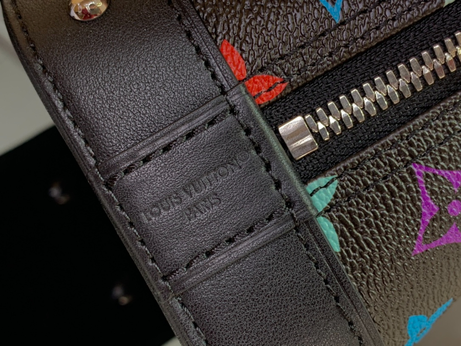 루이비통 LV x TM 알마 BB M13078 23.517.511.5cm 블랙7.jpg