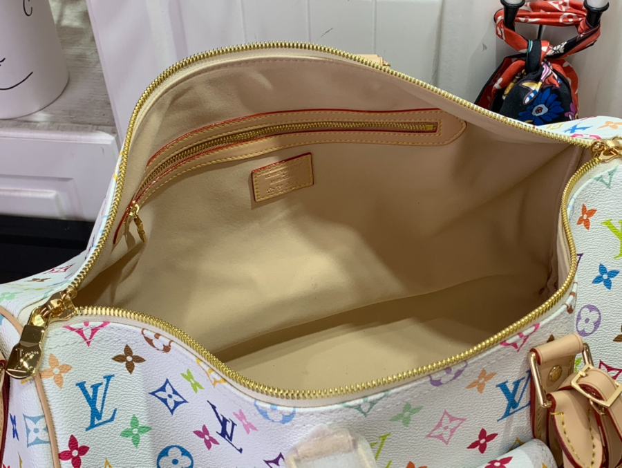 루이비통 LV X TM 키폴 반둘리에 M13742 272045cm 화이트5.jpg