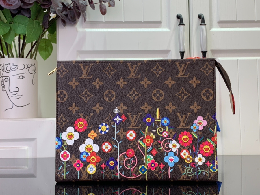 루이비통 LV X TM 토일레트리 파우치 205.525cm 브라운 M141801.jpg