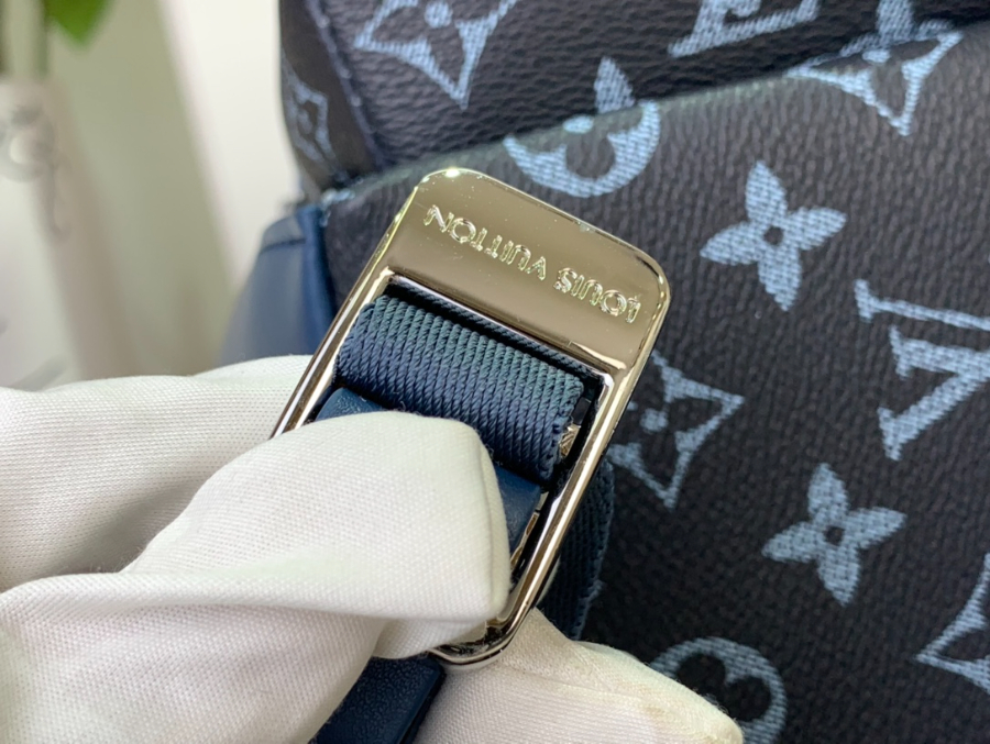 루이비통 디스커버리 백팩 M11590 293820cm8.jpg