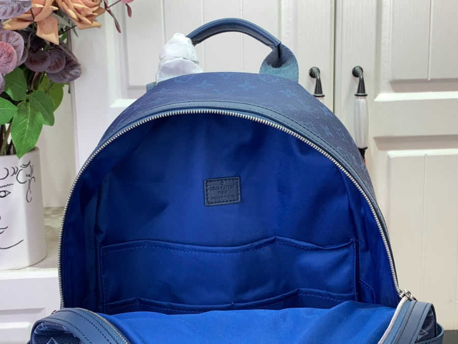 루이비통 디스커버리 백팩 M11590 293820cm5.jpg