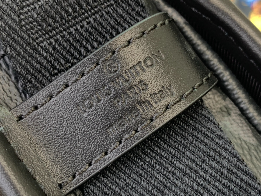 루이비통 보스포어 웨어러블 M12599 12719cm9.jpg