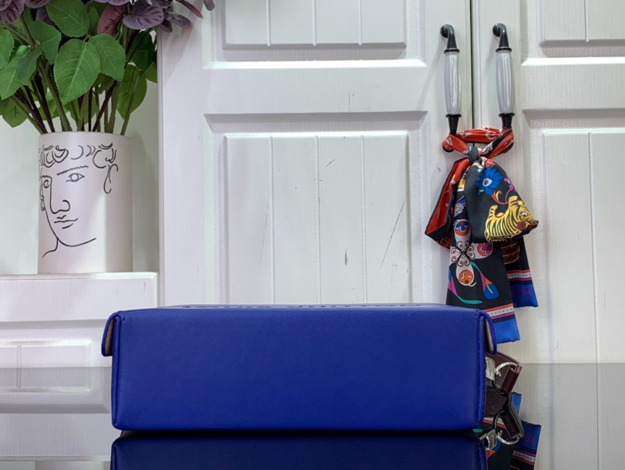 루이비통 쇼퍼 클러치 M24455 2316.57cm 블루4.jpg