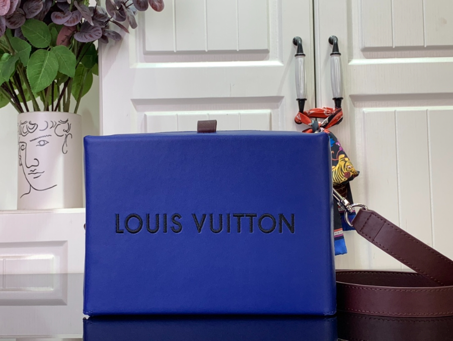 루이비통 쇼퍼 클러치 M24455 2316.57cm 블루1.jpg