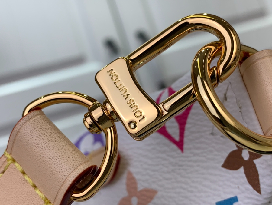 루이비통 X 무라카미 타카시 하이 라이즈 컬티컬러 M13660 화이트 16838cm8.jpg