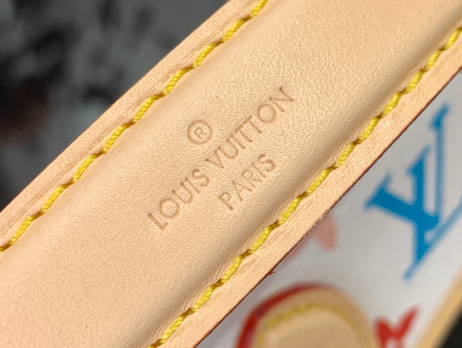 루이비통 나노 다이앤 화이트 M14194 1910.56cm8.jpg