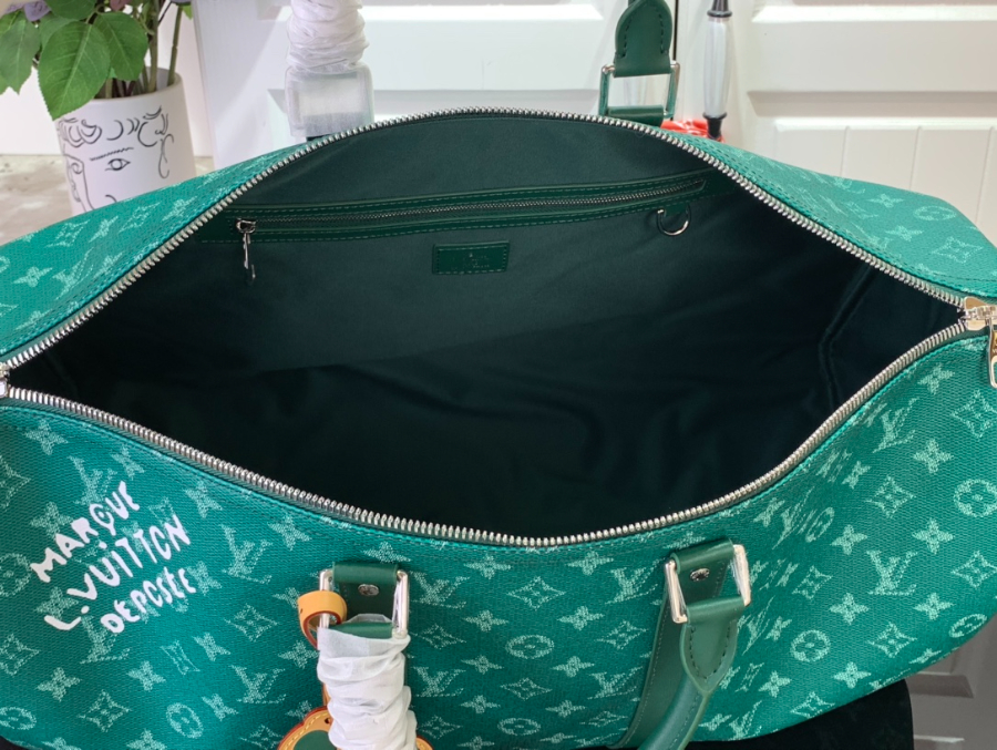 루이비통 키폴 반둘리에 50 그린 M12687 502923cm5.jpg