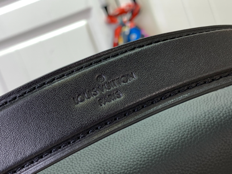 루이비통 트렁크 토트백 숄더백 M24309 21146cm 블랙8.jpg