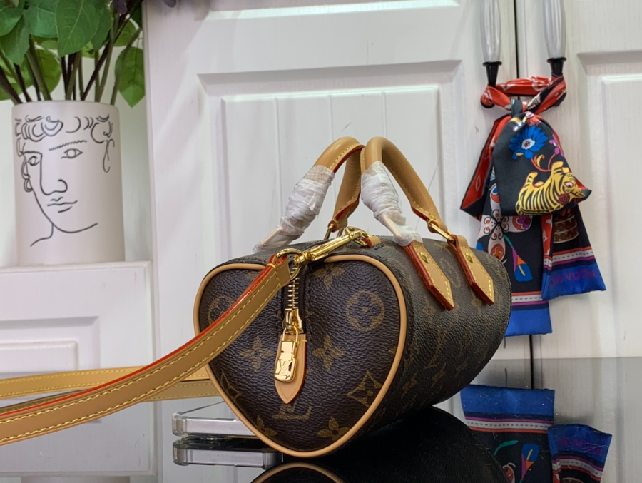 루이비통 나노 스피디 데이팅 M13226 1810.511.5cm 브라운4.jpg