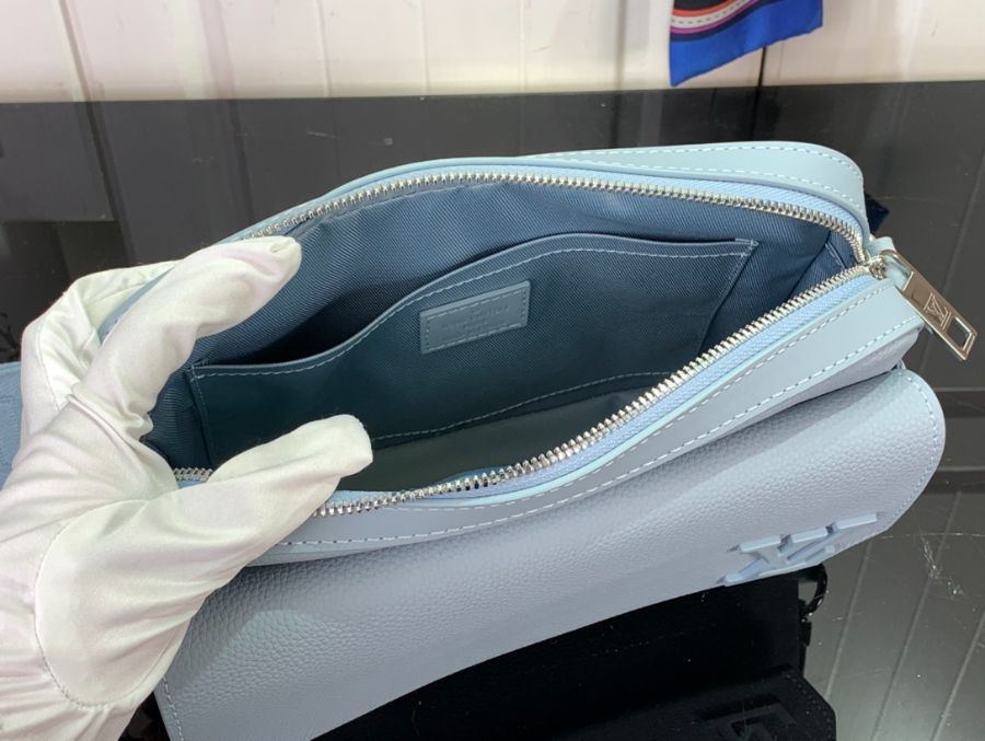 루이비통 패스트라인 Aer 메신저 M22482 23.5187cm 남회색5.jpg