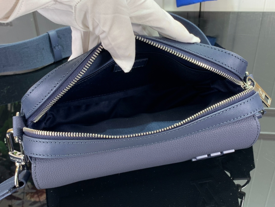 루이비통 패스트라인 Aer 메신저 M22482 23.5187cm 네이비5.jpg