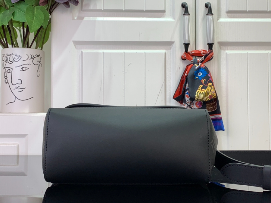 루이비통 펄스 메신저 M12681 171126.6cm4.jpg