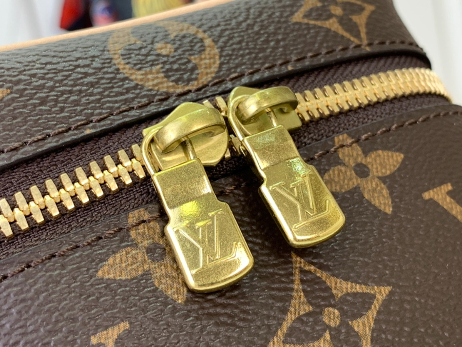 루이비통 나이스 나노 파우치 백 M44496 1611.510cm 브라운6.jpg