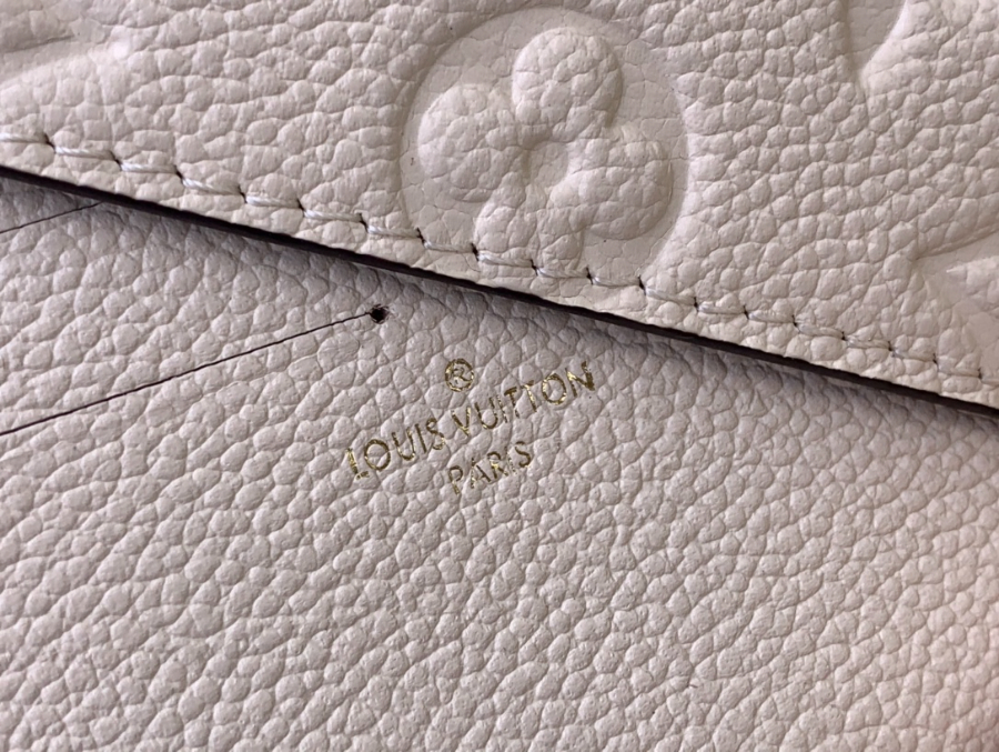 루이비통 펠리시 포쉐트 모노그램 앙프렝뜨 크렘 M82363 21123cm8.jpg