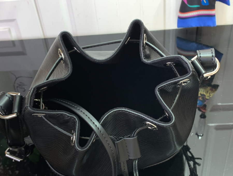 루이비통 노에 BB M12847 201520cm 블랙5.jpg