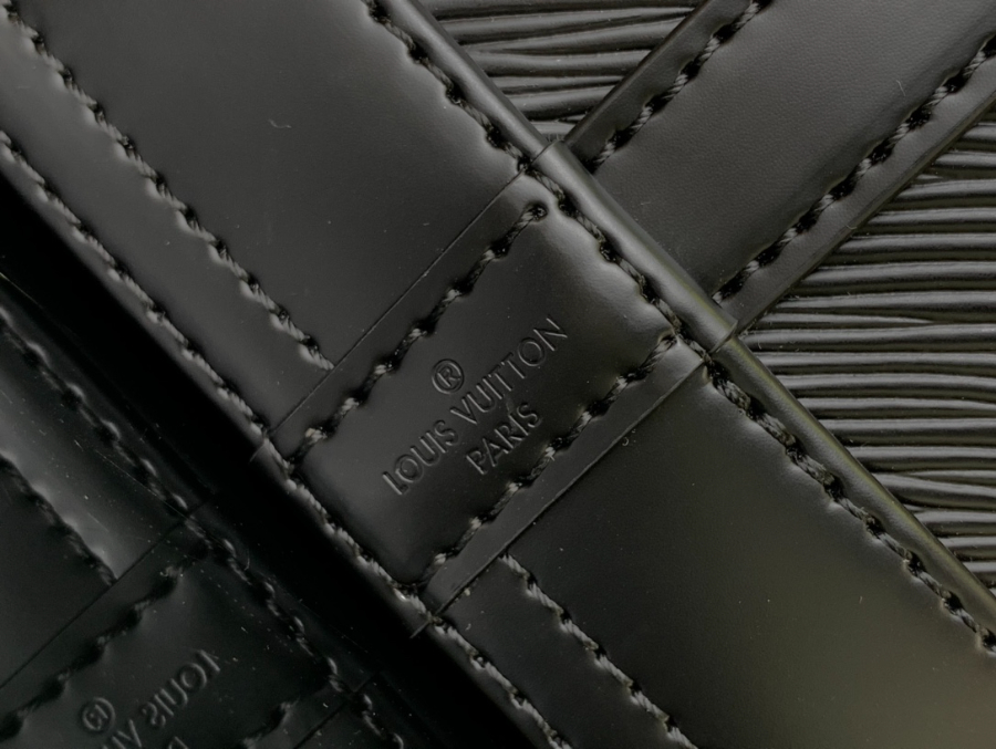 루이비통 노에 BB M12847 201520cm 블랙7.jpg