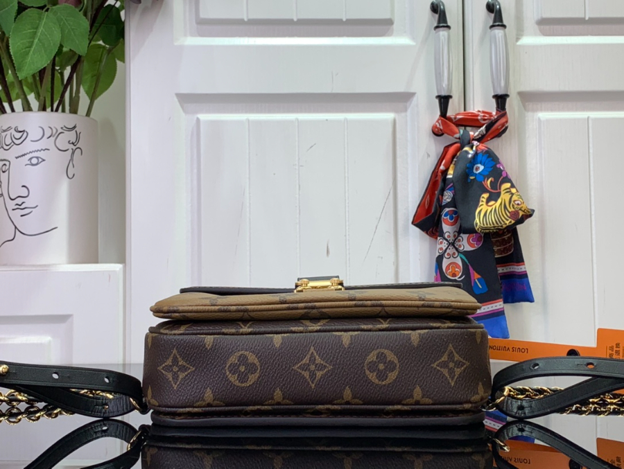 루이비통 포쉐트 메티스 백팩 모노그램 리버스 캔버스 모노그램 M11941 20177cm4.jpg