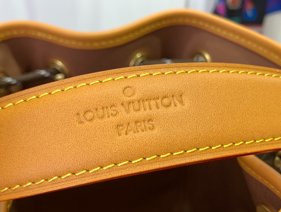 루이비통 노에 카고 백팩 M14017 241622cm 브라운8.jpg