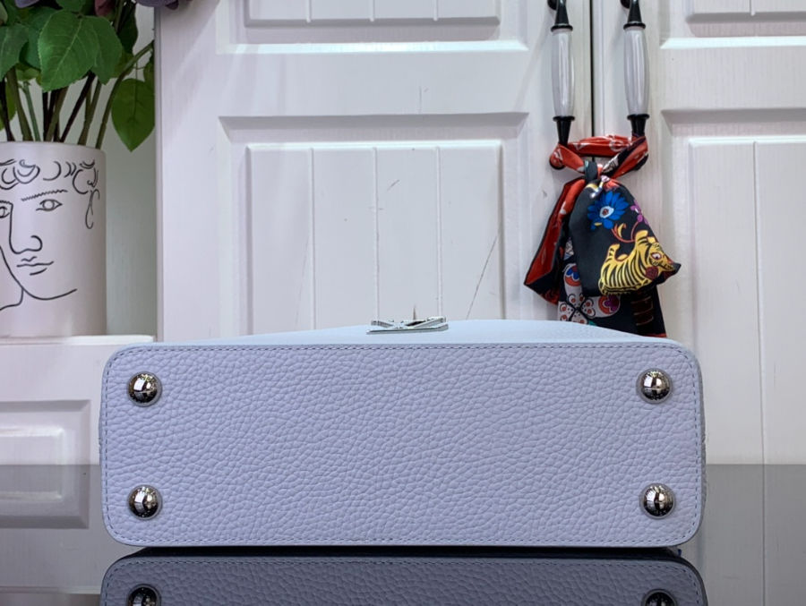 루이비통 프라워 카퓌신 BB M21303 17.3927cm 남회색4.jpg