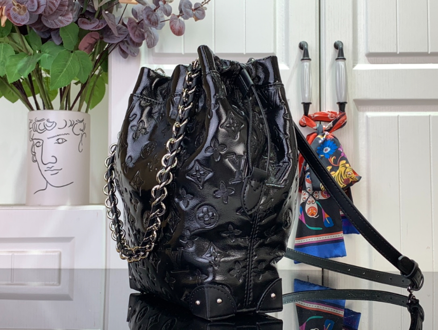 루이비통 노에 트렁크 PM 블랙 M13484 27823cm3.jpg