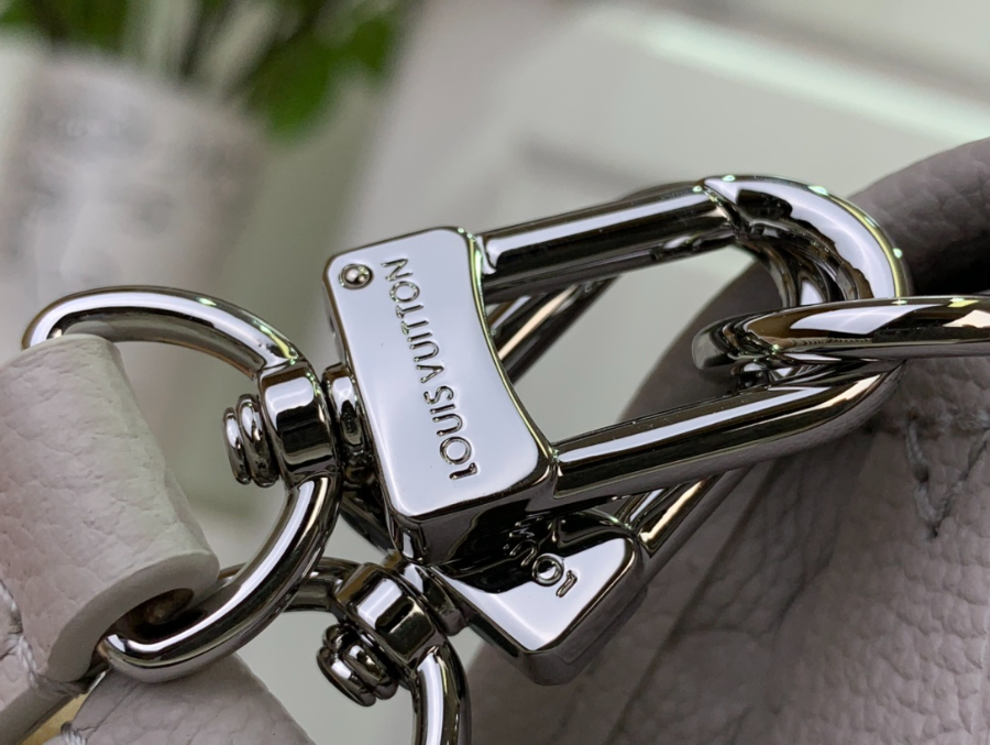 루이비통 다이앤 숄더백 라이트 퍼플 15924cm M142146.jpg