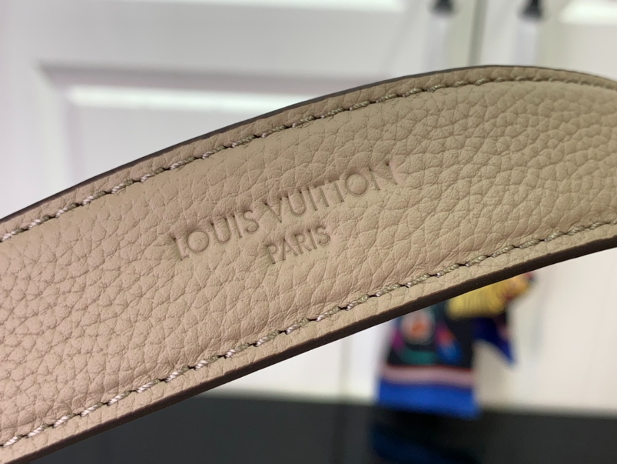 루이비통 플로르 갈색 M12140 282710cm8.jpg