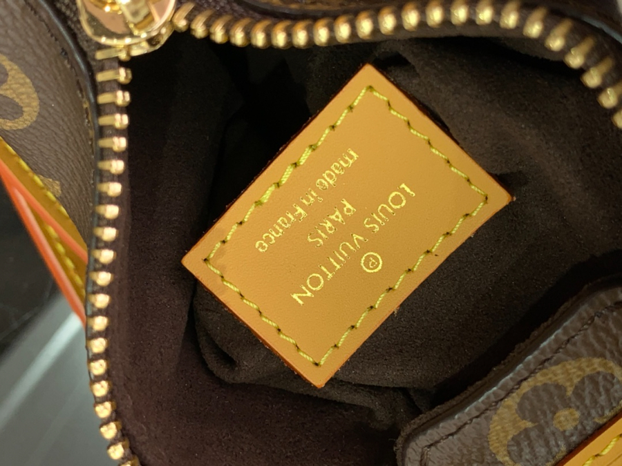 루이비통 피코 사이드 트렁크 숄더백 M83018 14106.5cm9.jpg