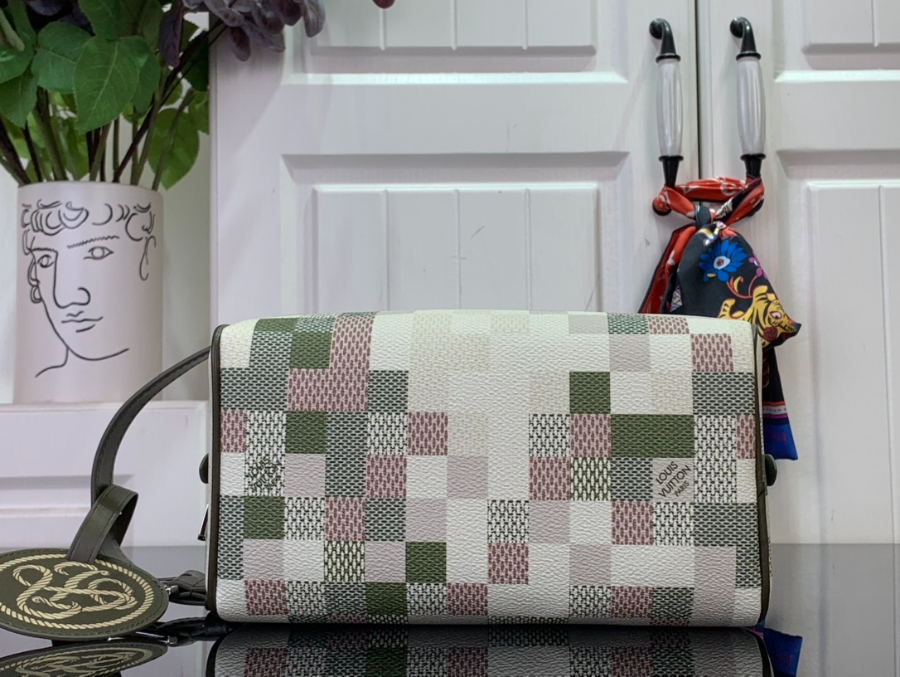 루이비통 락커 돕 키트 131223cm N00151 화이트2.jpg