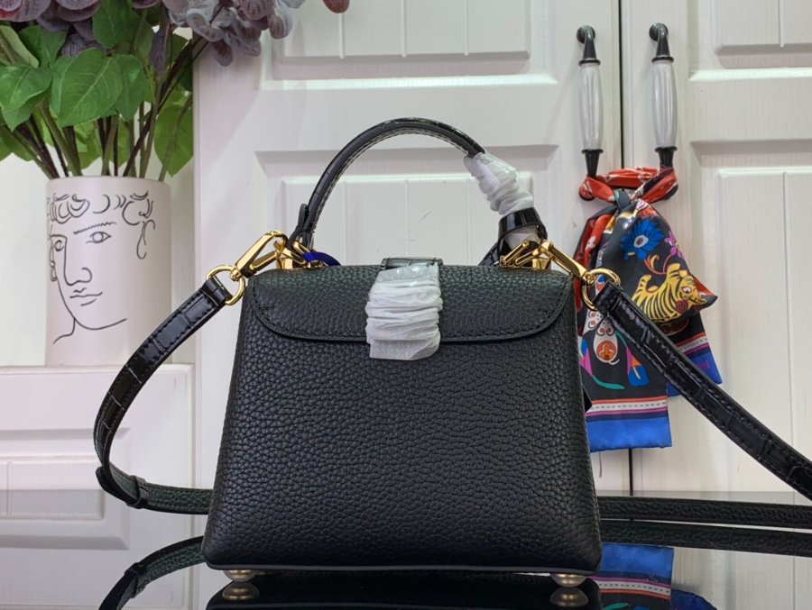 루이비통 로즈 데 벙 N84713 N84714 블랙 19159cm 미니2.jpg