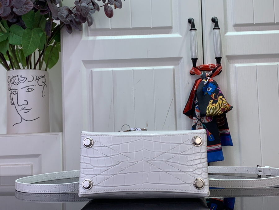 루이비통 로즈 데 벙 미니 막어무늬 N84713 N84714 올흰 19159cm4.jpg