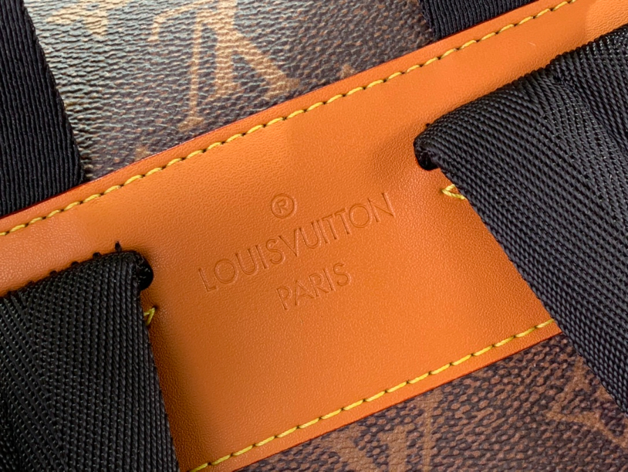 루이비통 몽수리 백팩 모노그램 M11540 324019cm6.jpg