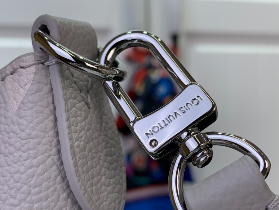 루이비통 불로뉴 라이트 퍼플 169.529cm M142116.jpg