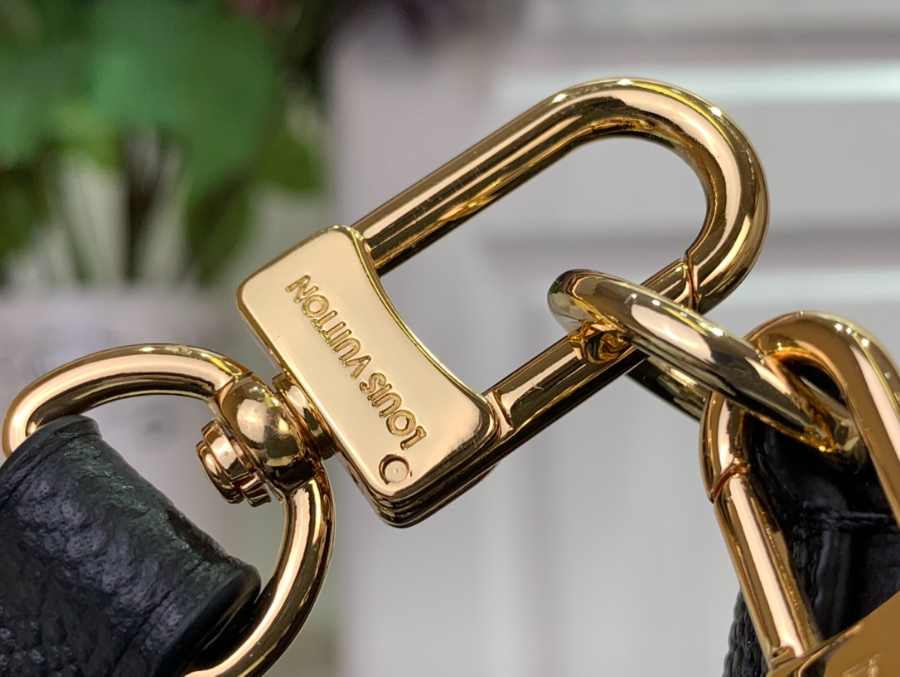 루이비통 불로뉴 모노그램 앙프렝뜨 블랙 M12930 169.529cm6.jpg