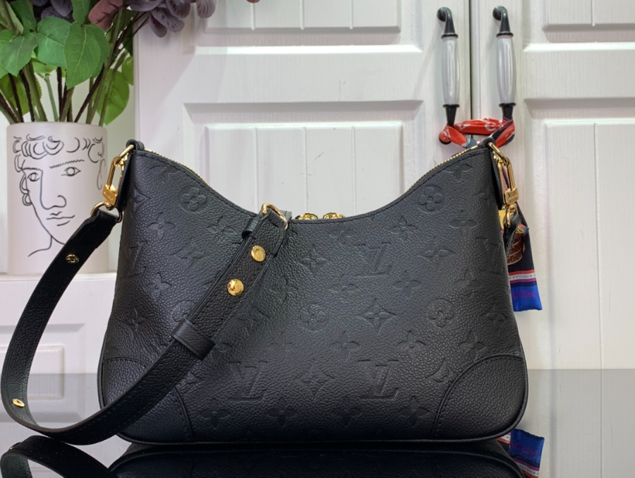 루이비통 불로뉴 모노그램 앙프렝뜨 블랙 M12930 169.529cm2.jpg