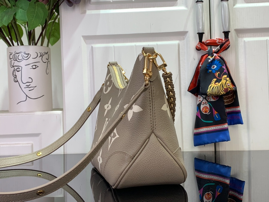 루이비통 불로뉴 스톤 M13224 169.529cm 3.jpg