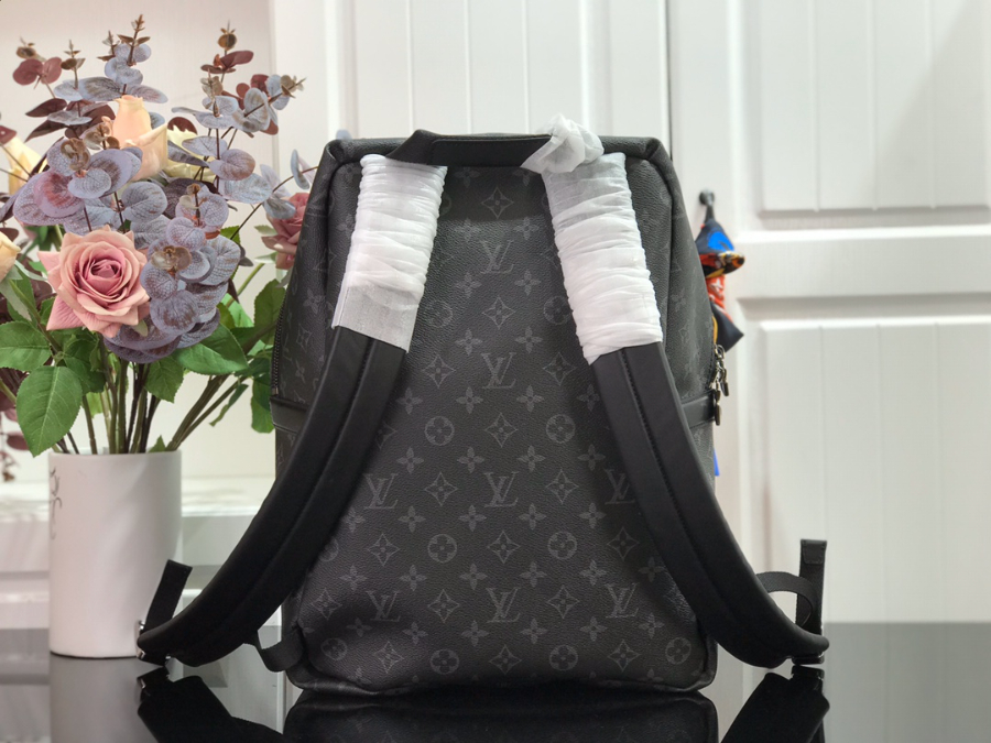 루이비통 디스커버리 백팩 PM 모노그램 이클립스 M43186 403020cm 블랙2.jpg