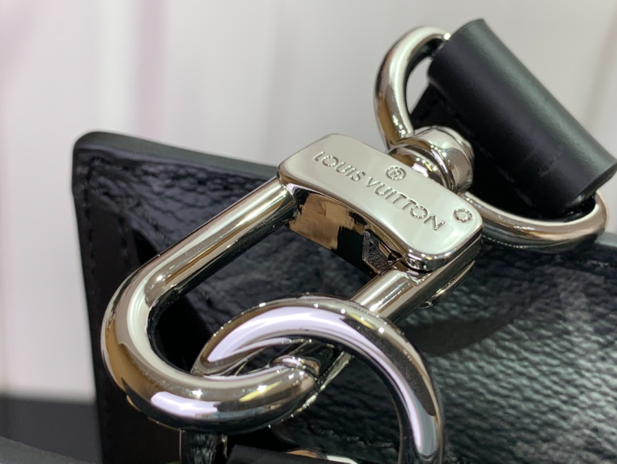 루이비통 삭 플라 호리존탈 지페 모노그램 이클립스 M11742 30.2539.8cm6.jpg